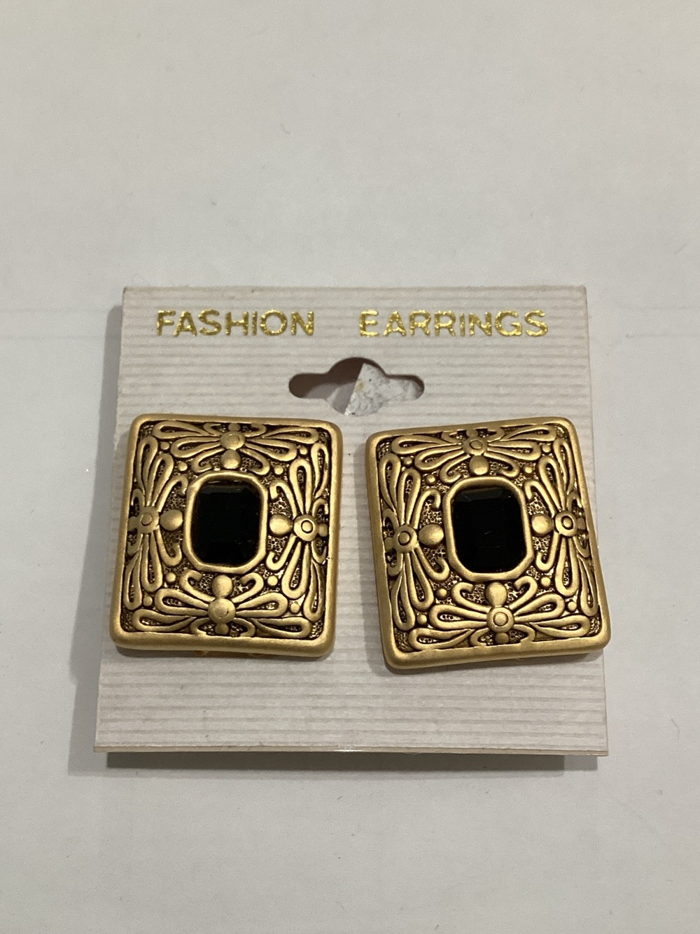 Gold-Tone‎ Filigree Square clip on Earrings with Black Center Stone